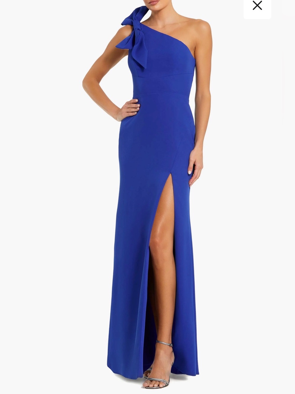 IEENA for Mac Duggal Crepe One Shoulder Fitted Gown With Bow NWT Size 4
